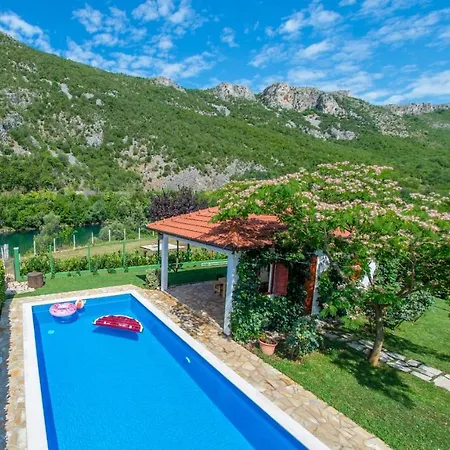 Clea Villa