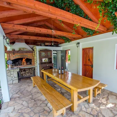 Clea Villa